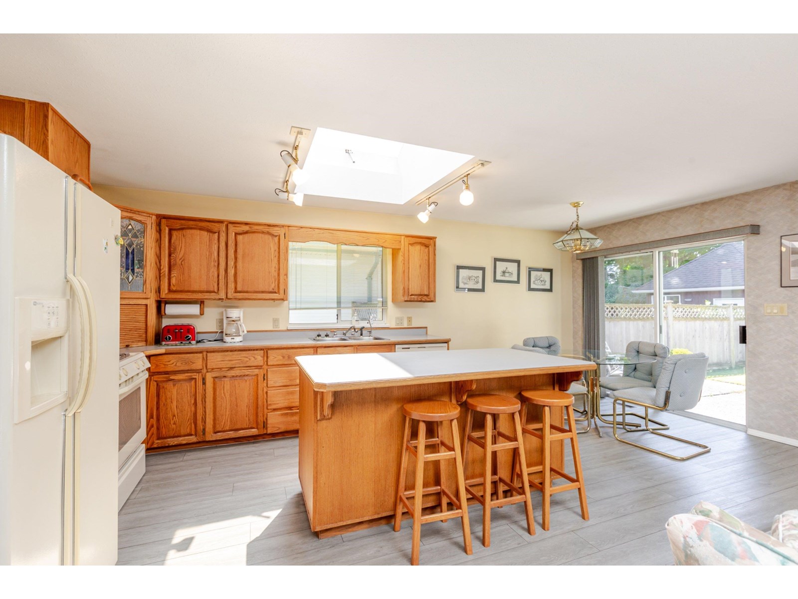 Photo 17 of 965 164 A St Street, Surrey BC