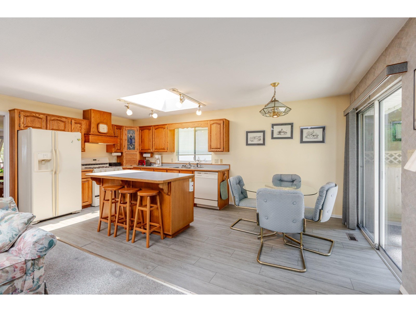 Photo 28 of 965 164 A St Street, Surrey BC