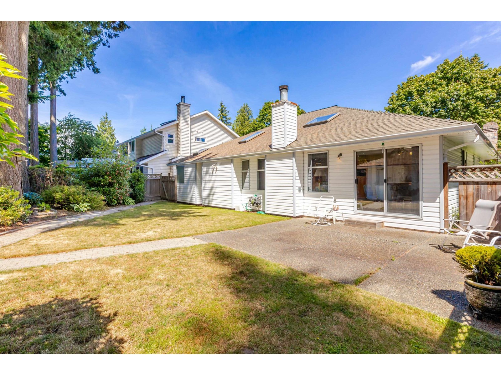 Photo 39 of 965 164 A St Street, Surrey BC