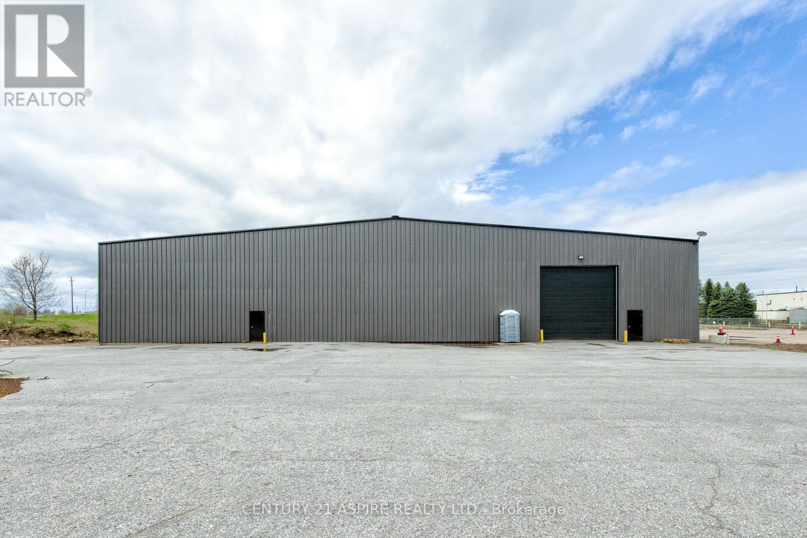 Photo 2 of 23 Booth Road, Renfrew ON
