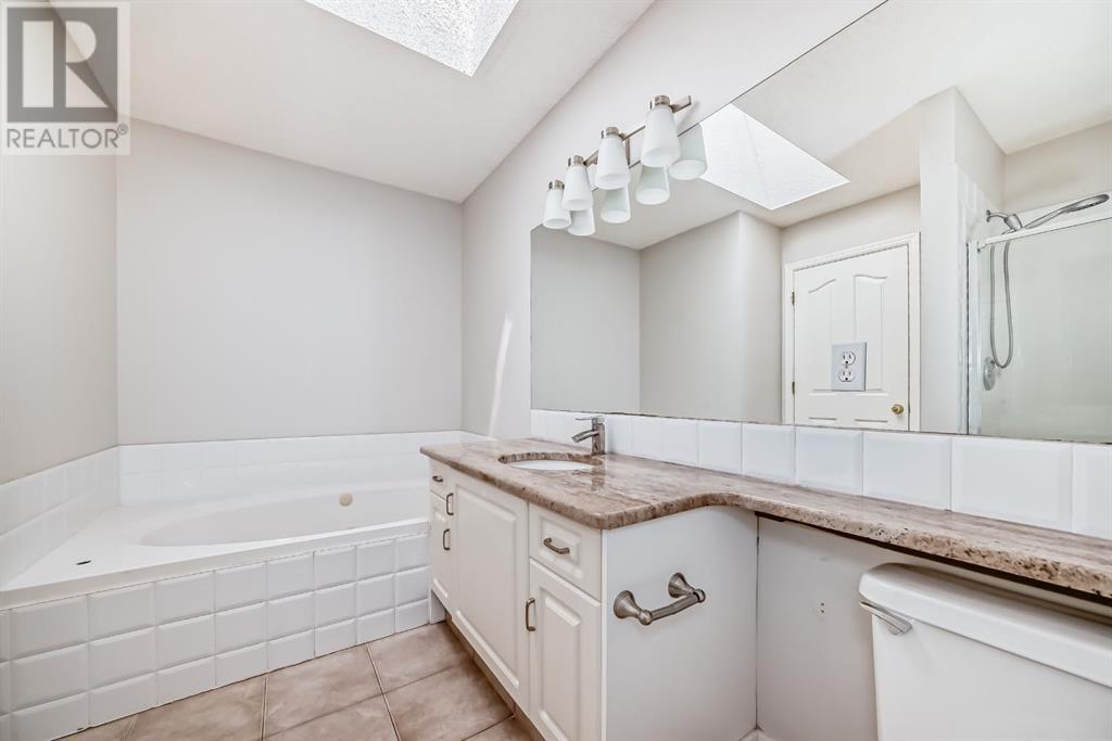 Single Family House for Sale in    Street SW Killarney/Glengarry Calgary 