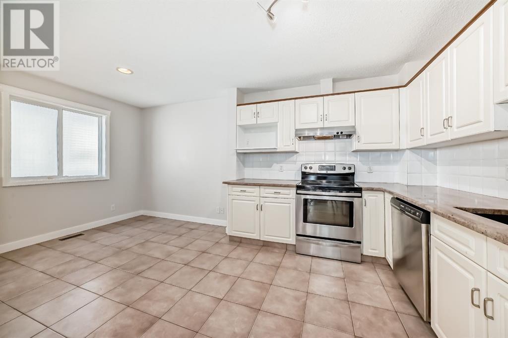 Single Family House for Sale in    Street SW Killarney/Glengarry Calgary 