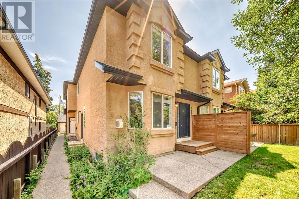 Single Family House for Sale in    Street SW Killarney/Glengarry Calgary 