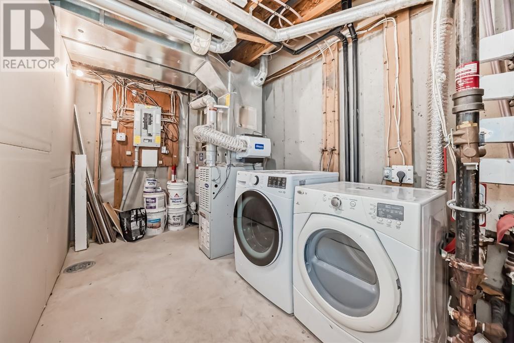 Single Family House for Sale in    Street SW Killarney/Glengarry Calgary 