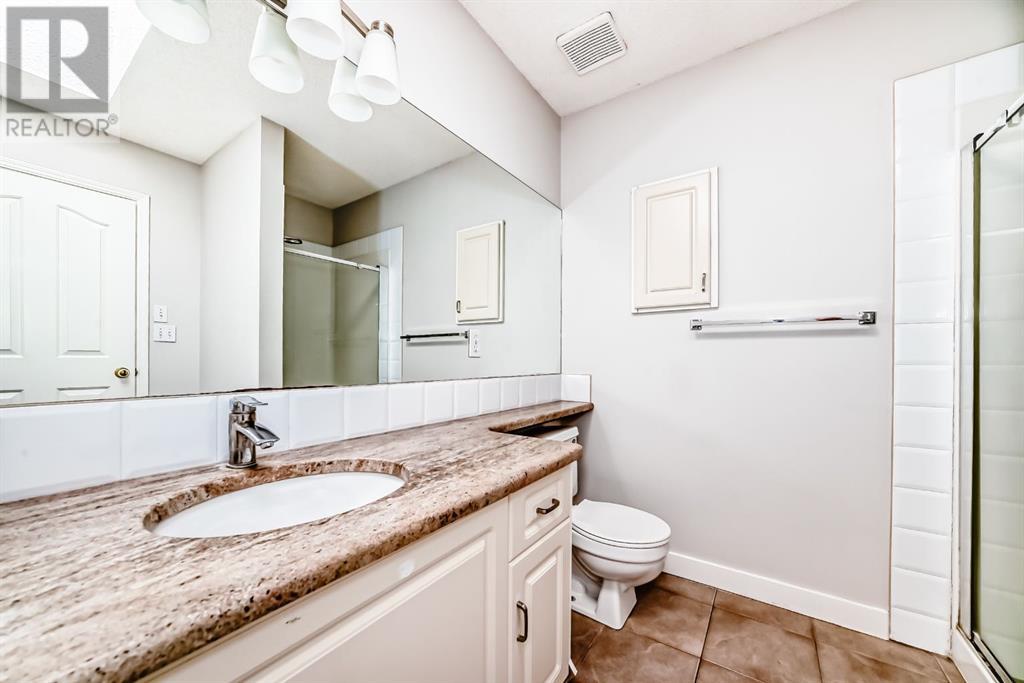 Single Family House for Sale in    Street SW Killarney/Glengarry Calgary 