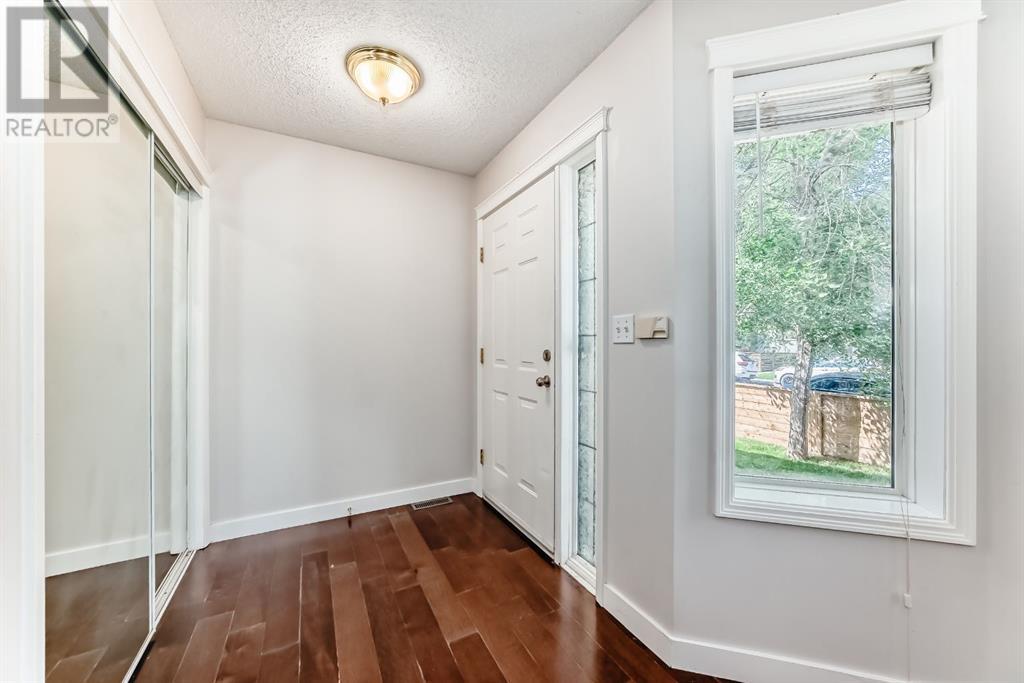 1, 1930 31 Street SW, Calgary, Alberta