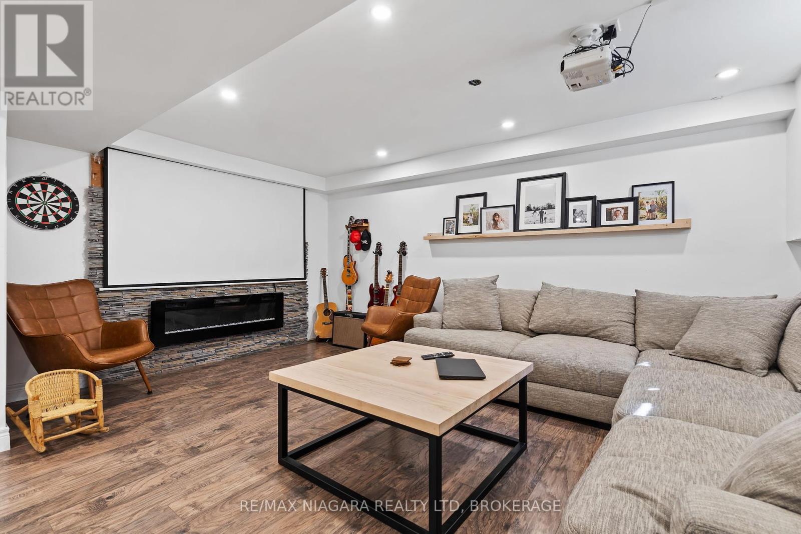 Photo 2 of 11748 Summerland Avenue, Wainfleet ON