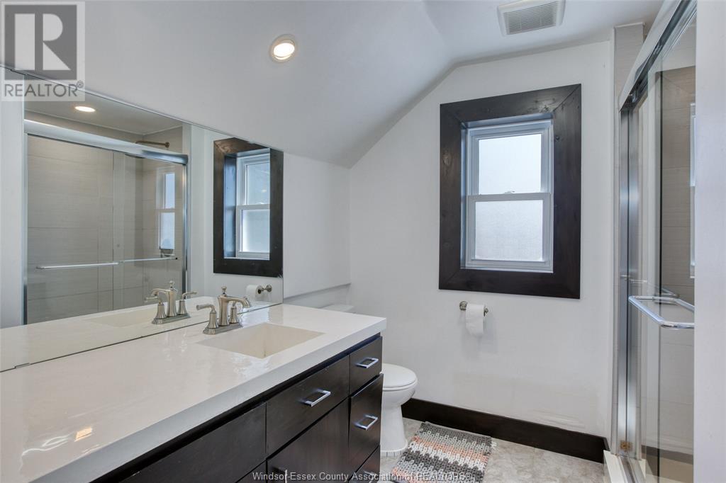 Photo 36 of 641 Road 3, Kingsville ON