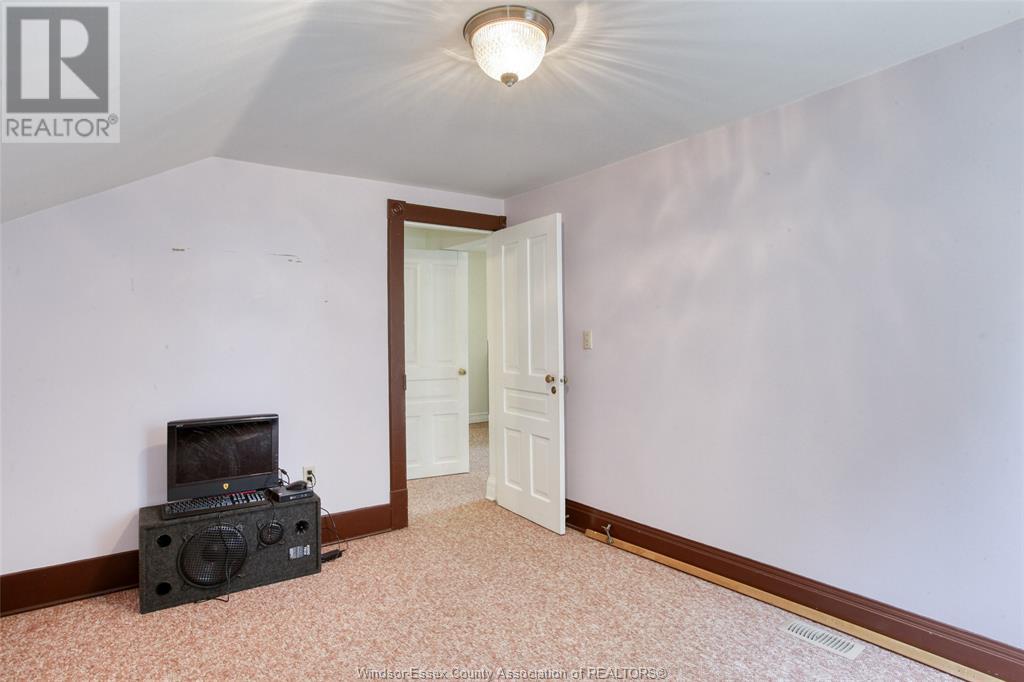 Photo 27 of 641 Road 3, Kingsville ON