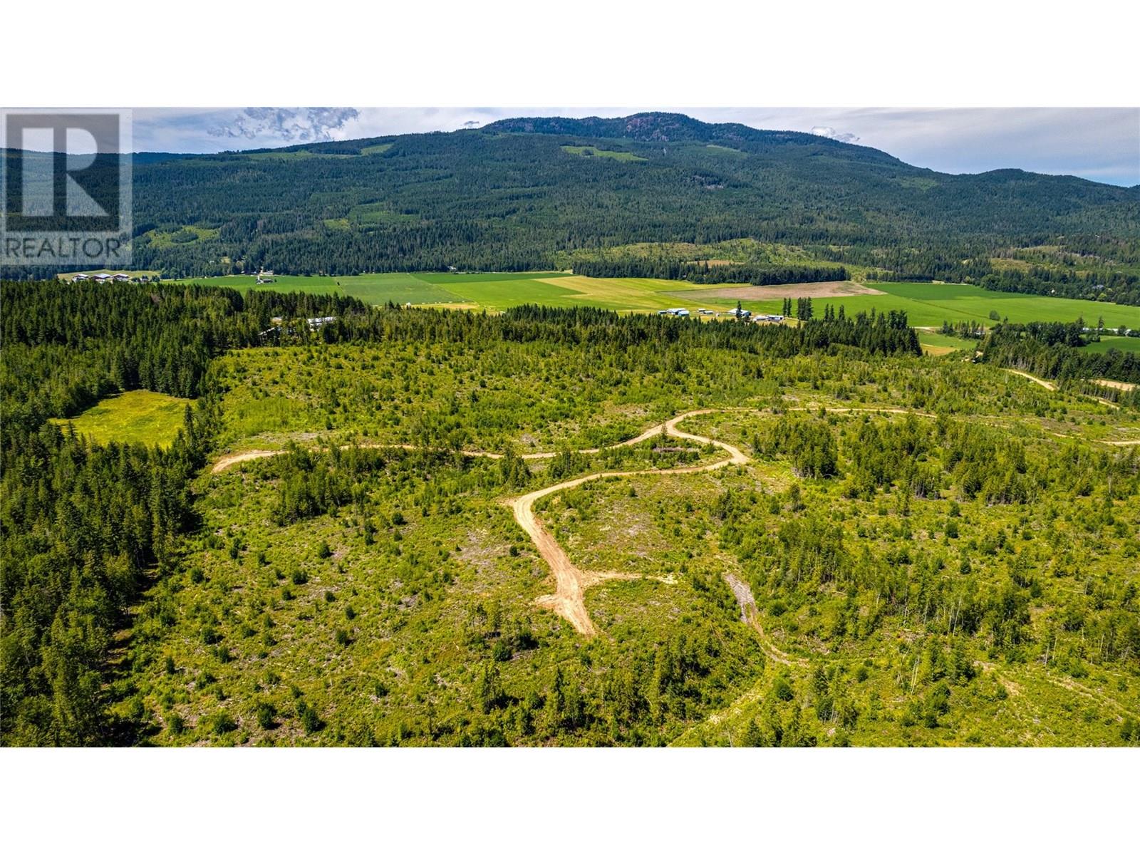 800 Goosen Road, Enderby