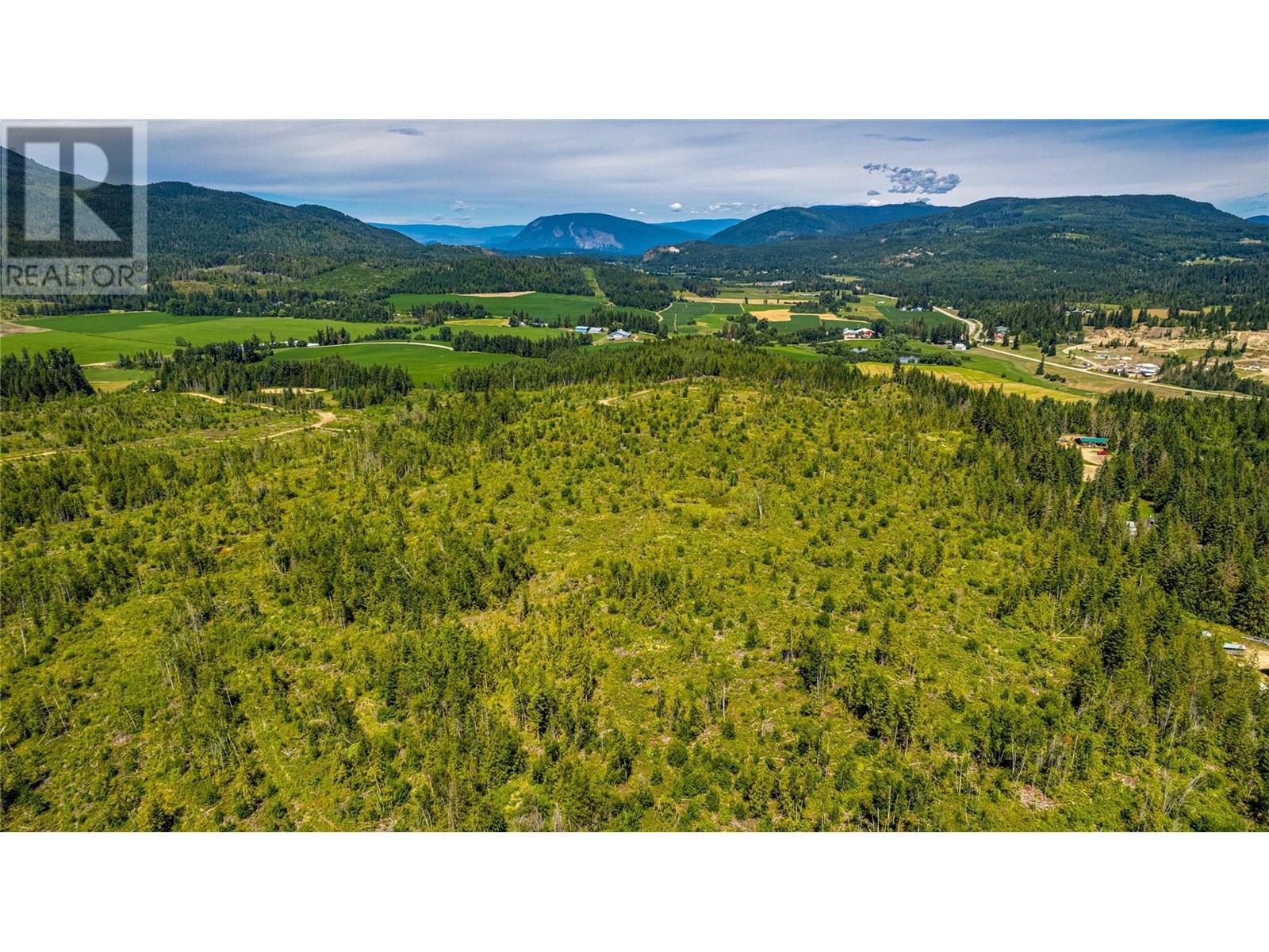 800 Goosen Road, Enderby