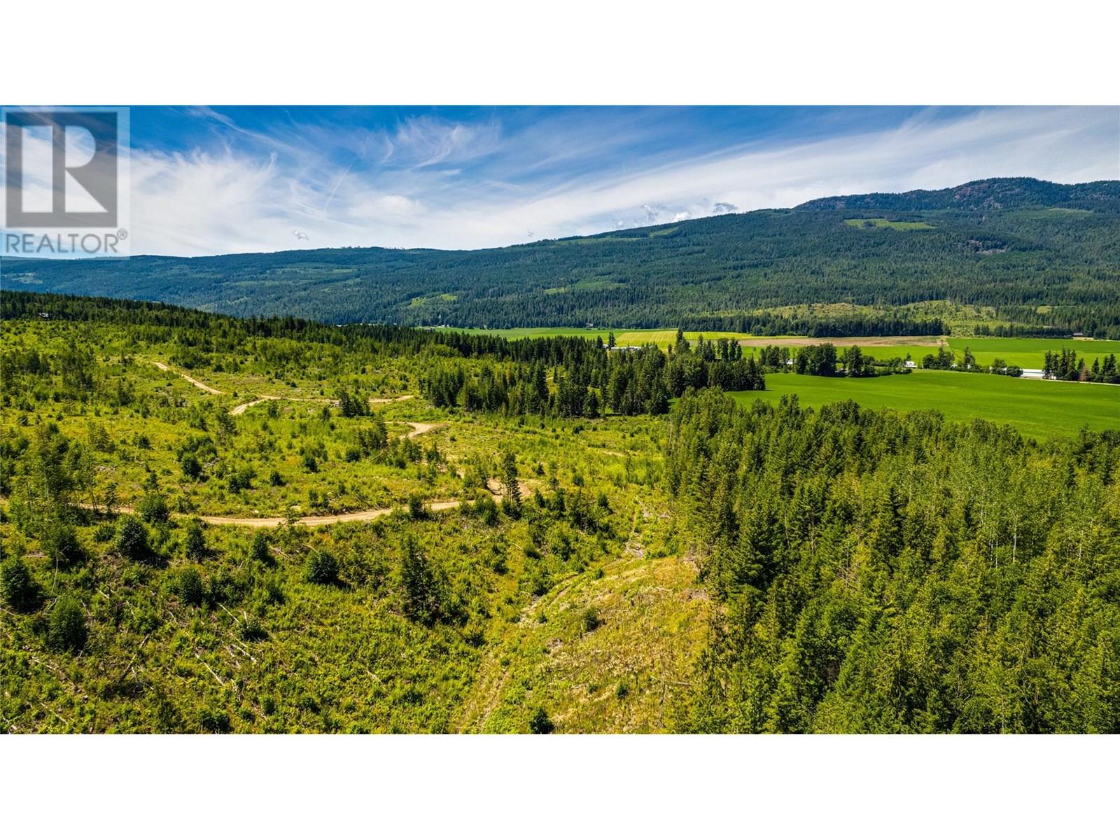 800 Goosen Road, Enderby