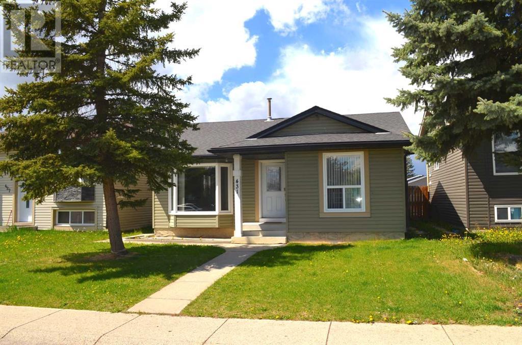 Single Family House Bungalow for Sale in  Falmere Road NE Falconridge Calgary 