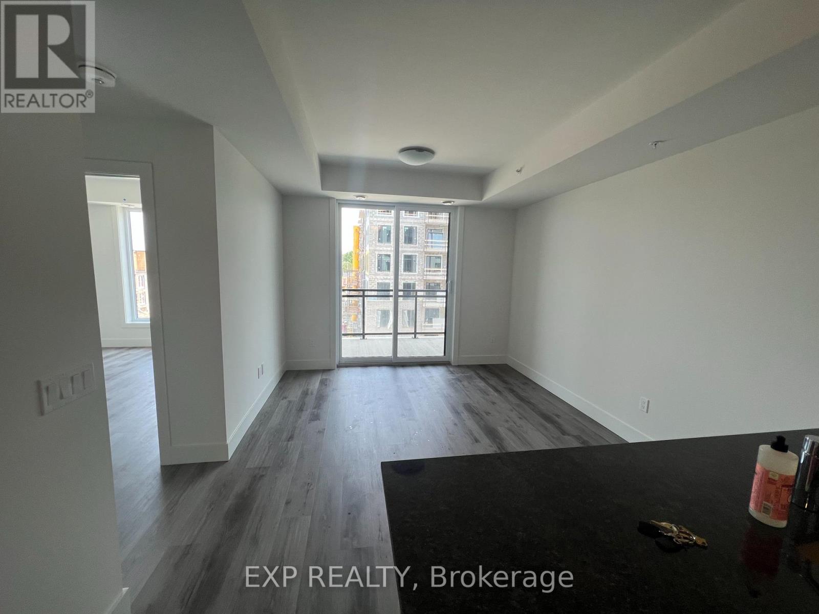 Photo 6 of 413 103 Roger Street, Waterloo ON