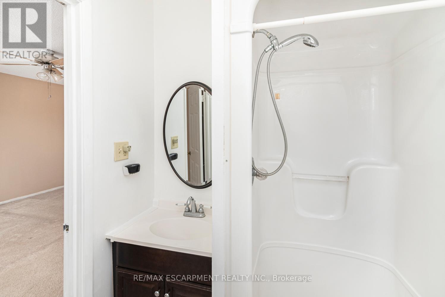 Photo 40 of 35 14 Derby Street, Hamilton ON