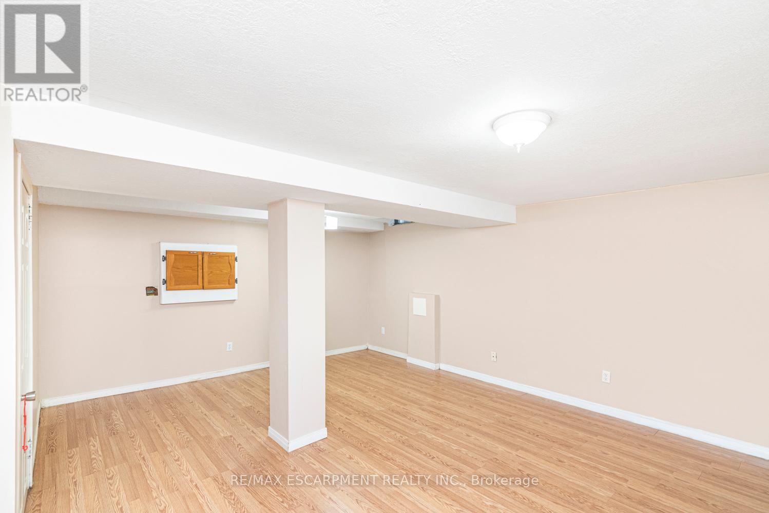 Photo 37 of 35 14 Derby Street, Hamilton ON