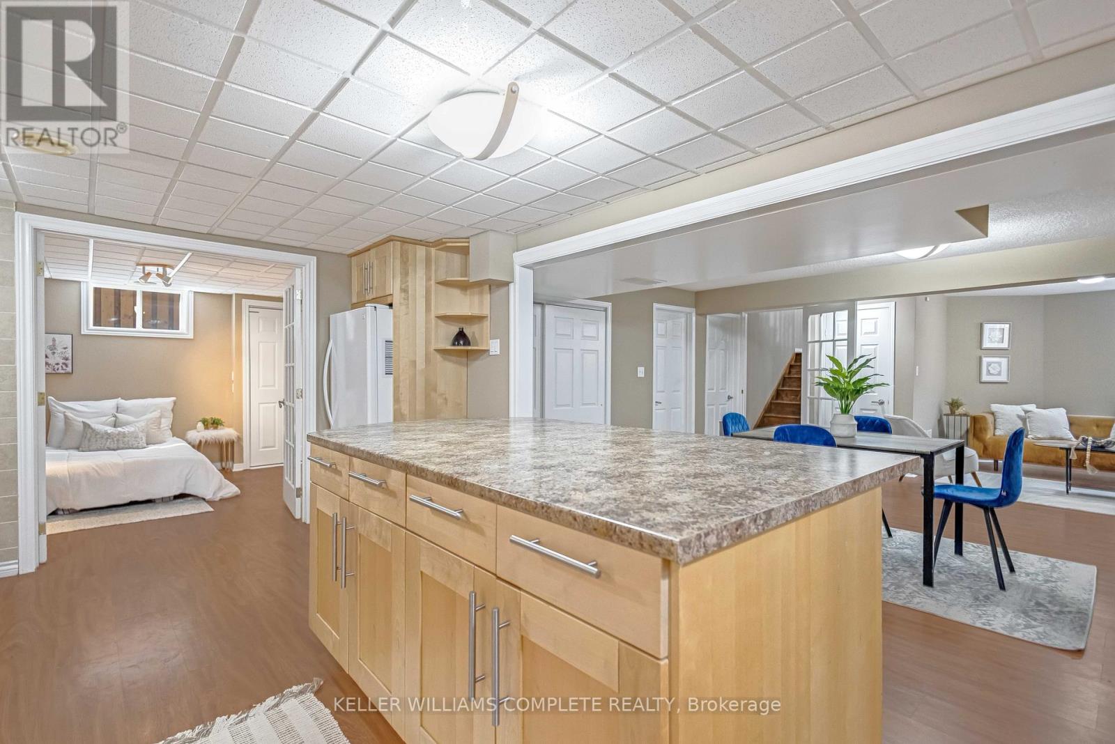 Single Family House Raised bungalow for Sale in  HEPBURN CRESCENT Hamilton (Mountview) 