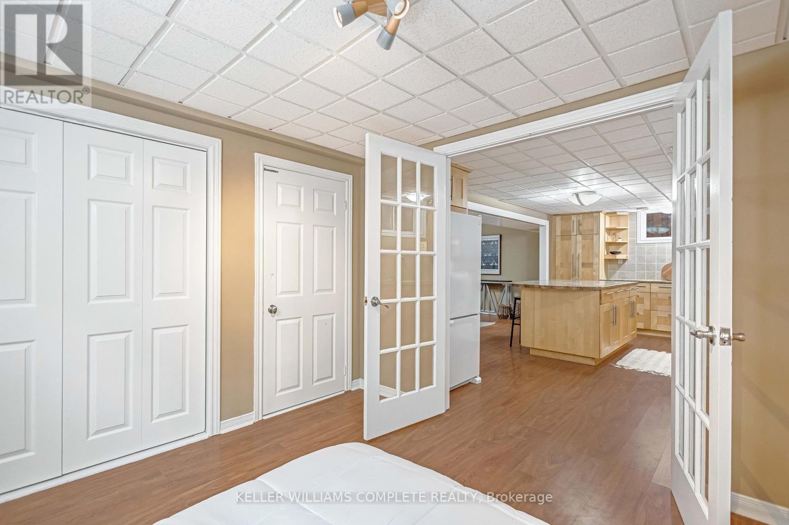 Single Family House Raised bungalow for Sale in  HEPBURN CRESCENT Hamilton (Mountview) 