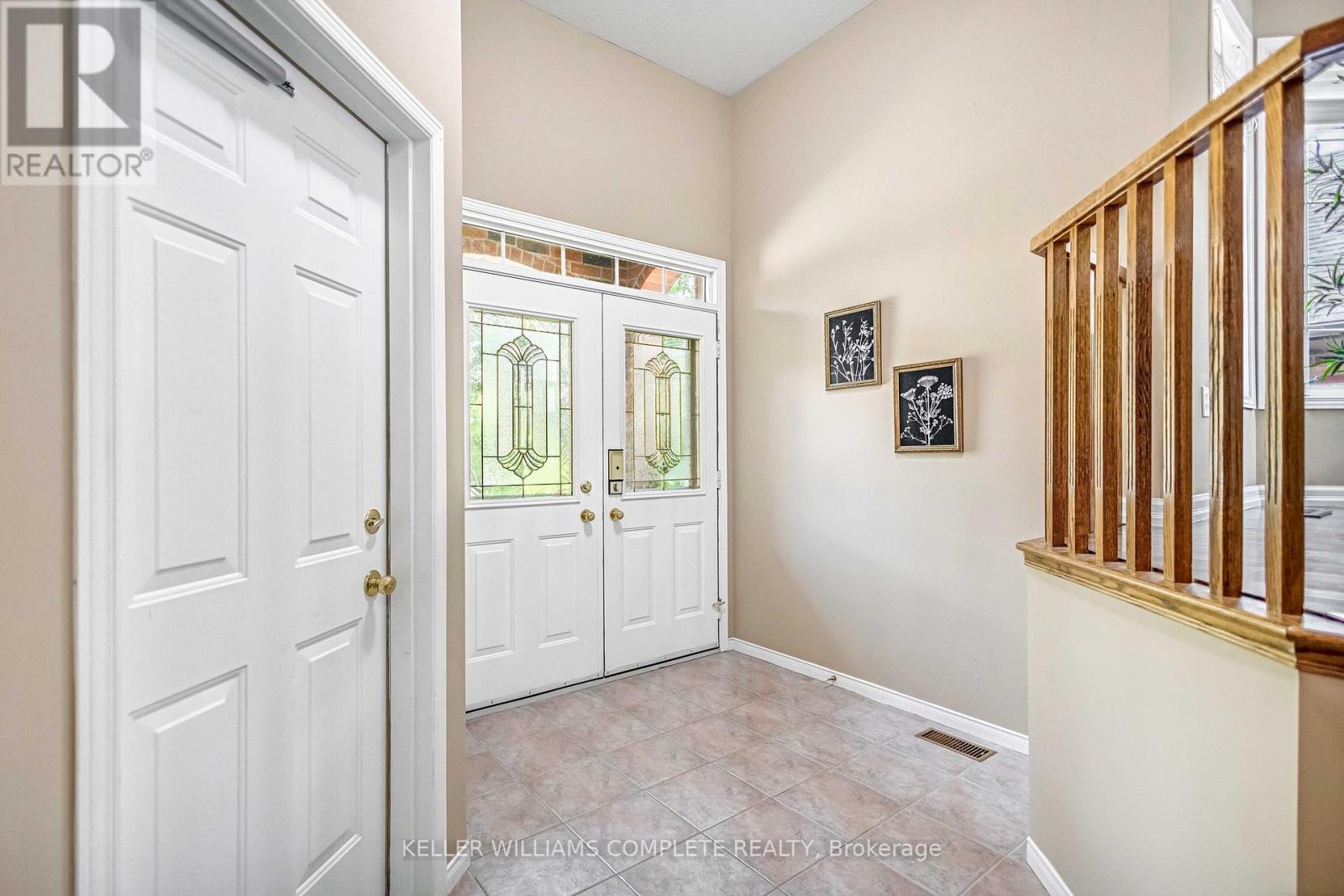 Single Family House Raised bungalow for Sale in  HEPBURN CRESCENT Hamilton (Mountview) 