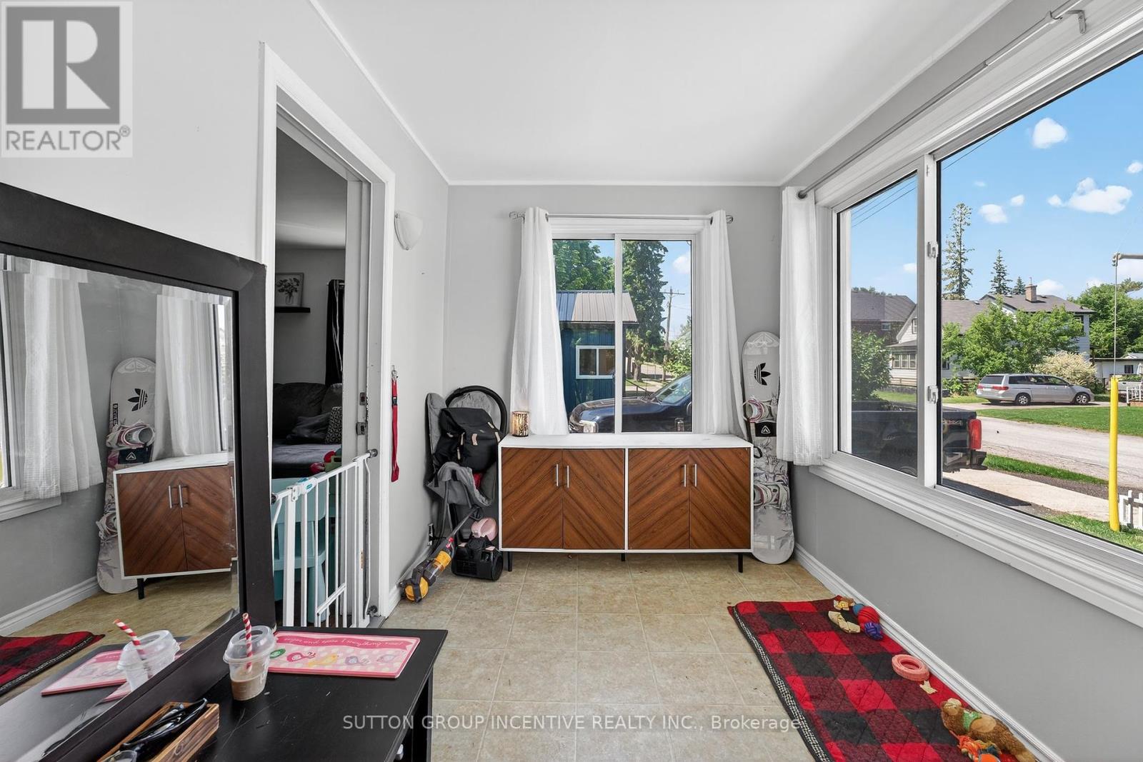 Photo 26 of 234 George Street, Midland ON