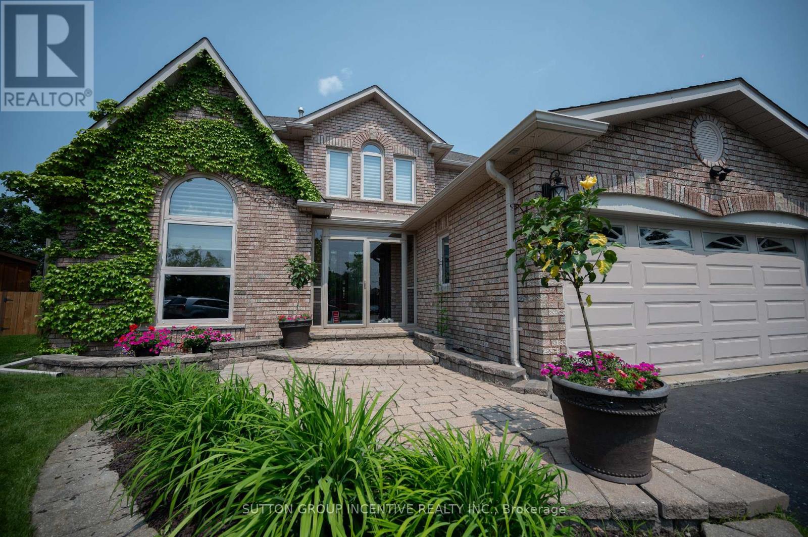 Photo 19 of 10 Gordon Court, Barrie ON