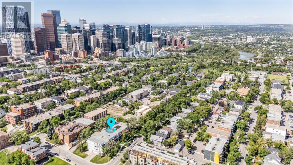 Single Family House for Sale in    Avenue NE Crescent Heights Calgary 