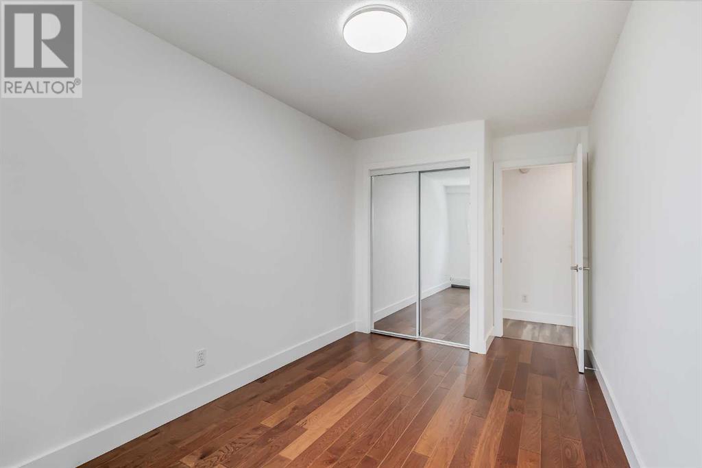 Single Family House for Sale in    Avenue NE Crescent Heights Calgary 
