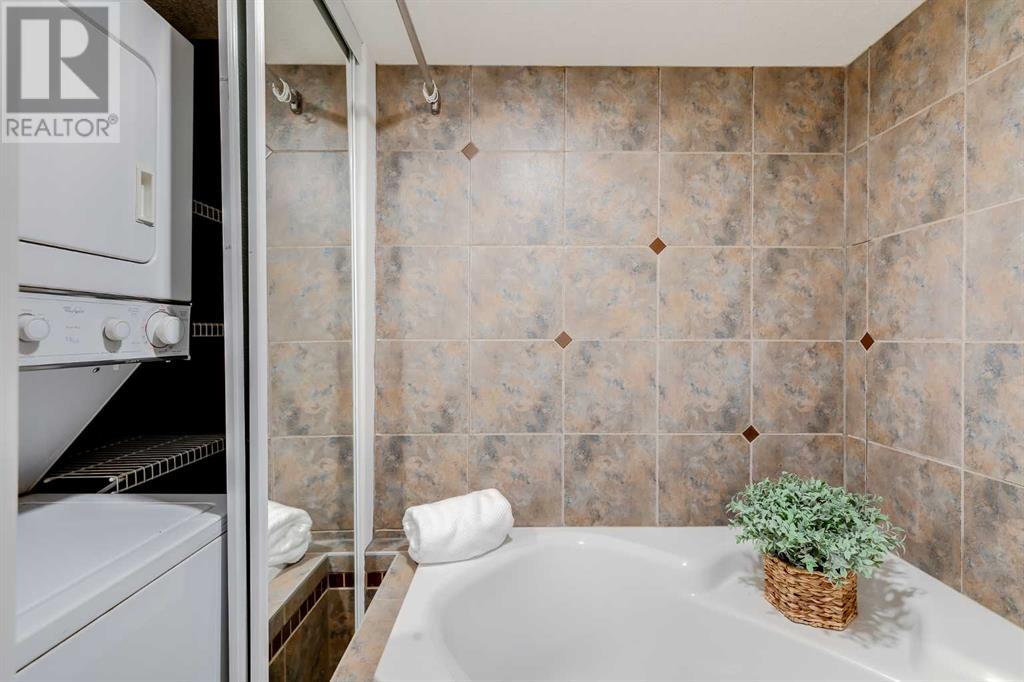 Single Family House for Sale in    Avenue NE Crescent Heights Calgary 