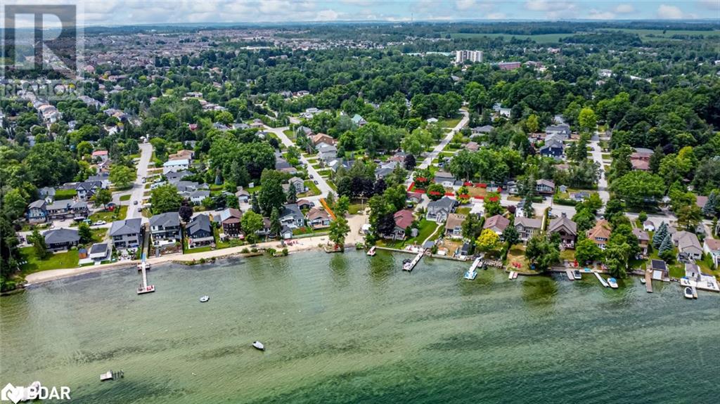 Photo 9 of 884 Maplewood Drive, Innisfil ON