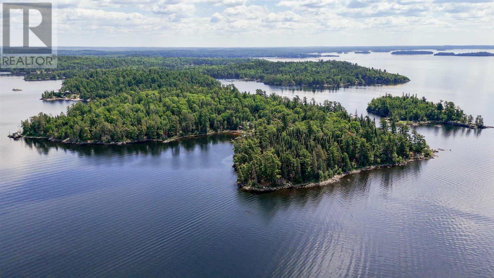 0 Queen Bee Island, District of Kenora, Ontario