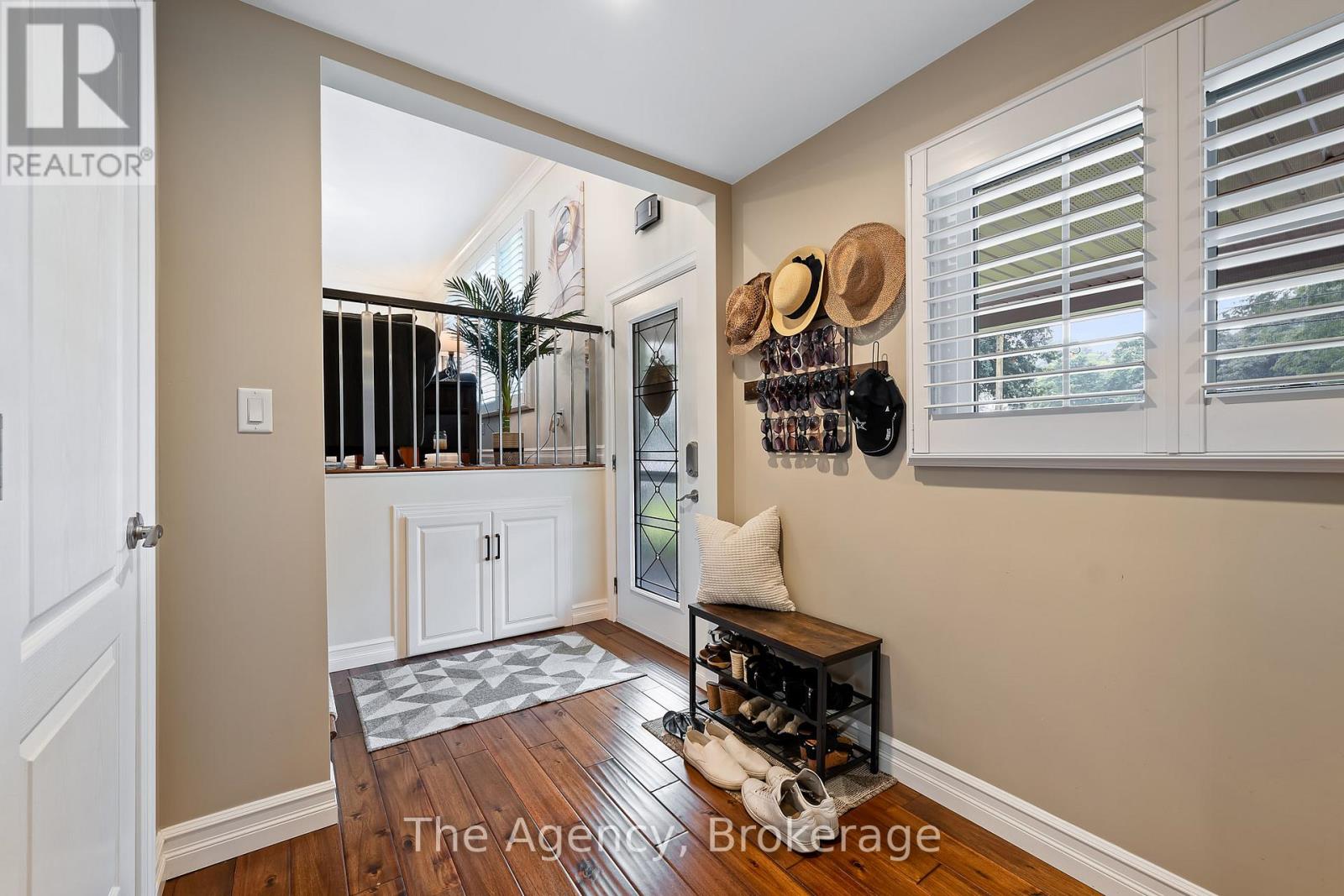 Photo 4 of 46 Summerlea Avenue, Welland ON