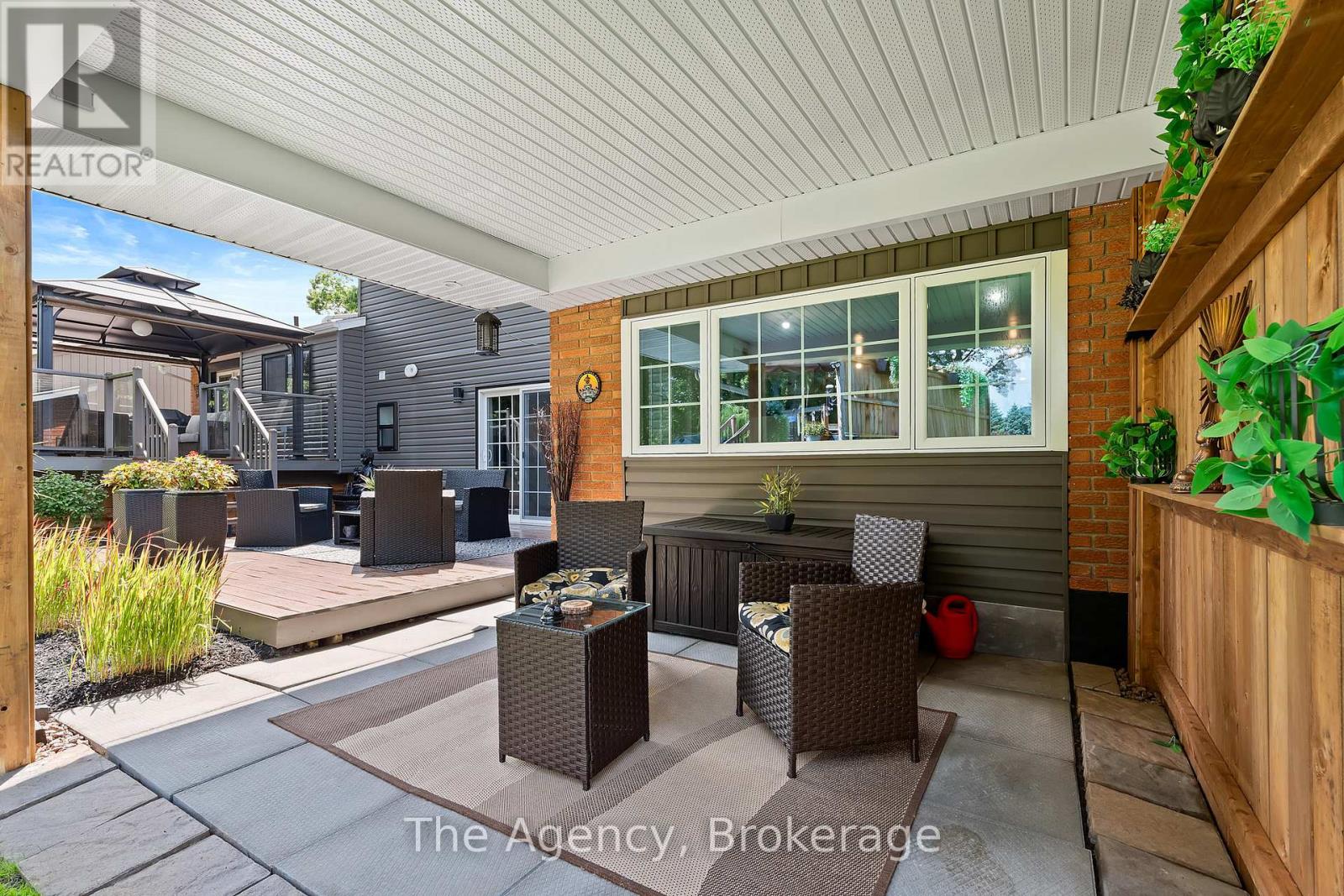 Photo 17 of 46 Summerlea Avenue, Welland ON