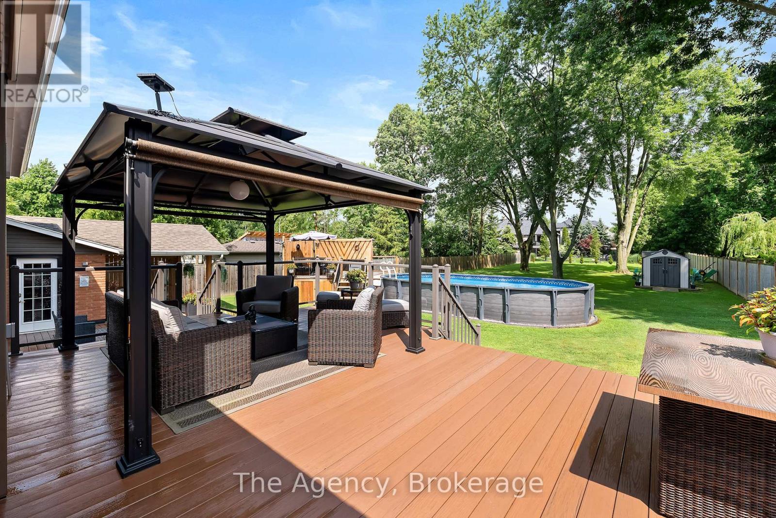 Photo 8 of 46 Summerlea Avenue, Welland ON