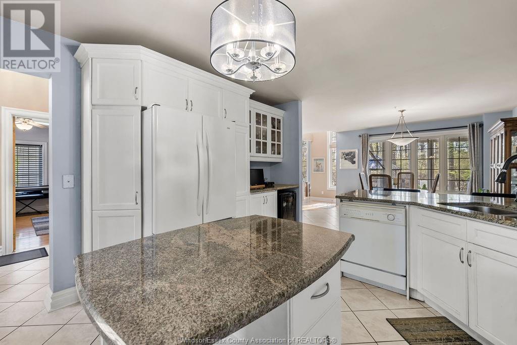 Photo 15 of 565 Gold Coast, Amherstburg ON