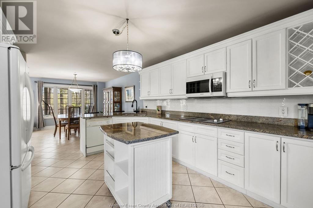 Photo 11 of 565 Gold Coast, Amherstburg ON