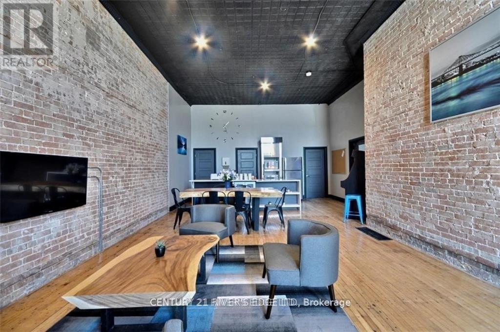Photo 6 of 228 232 King Street W, Prescott ON