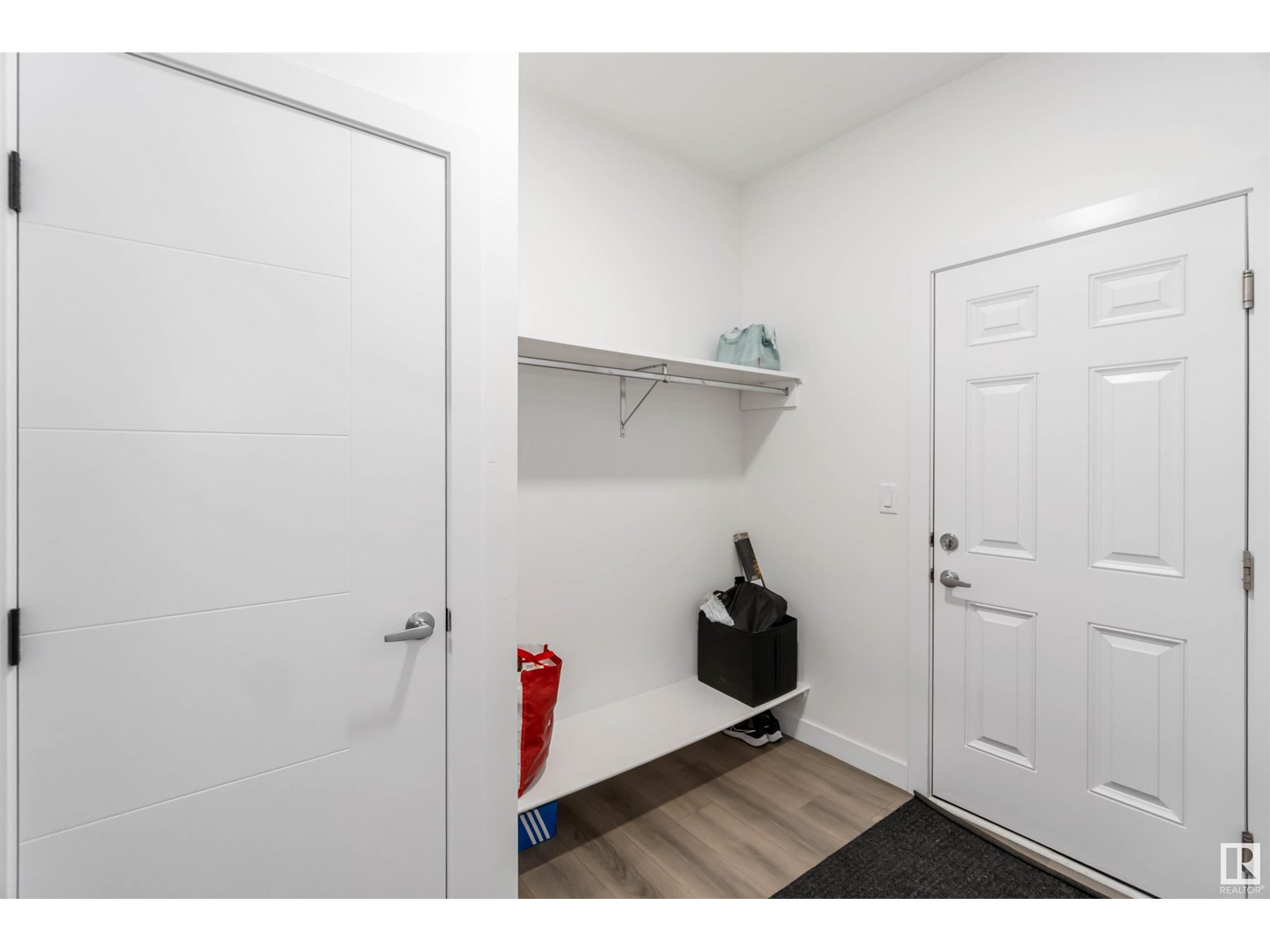 Photo 20 of 16808 30 Av Sw, Edmonton AB