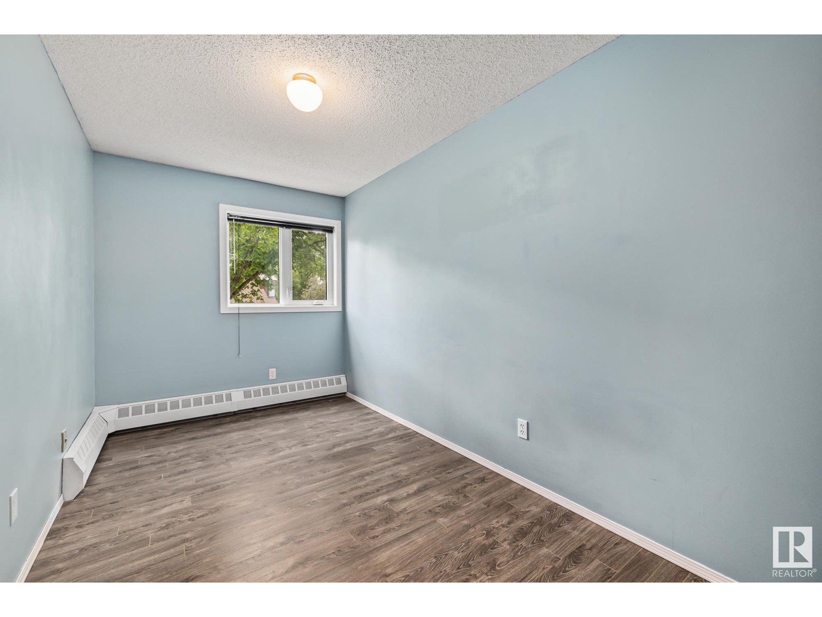 #202 10504 77 AV NW - Image 19