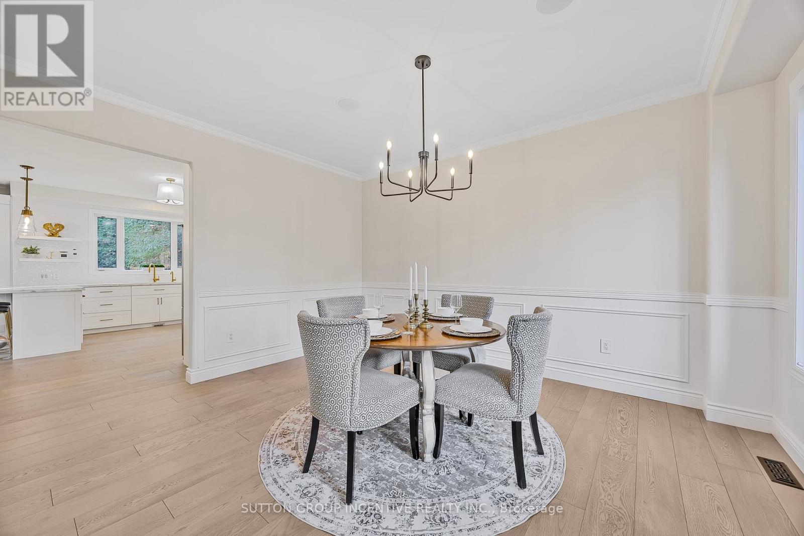 Photo 11 of 38 Lilac Lane, Springwater ON