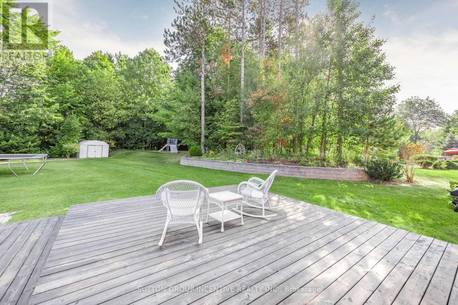 Photo 6 of 38 Lilac Lane, Springwater ON