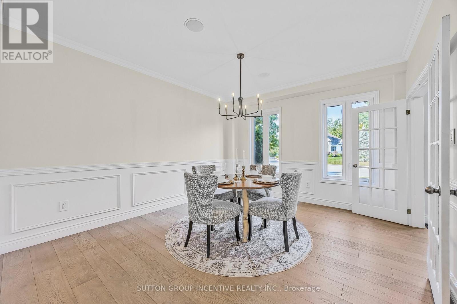 Photo 12 of 38 Lilac Lane, Springwater ON