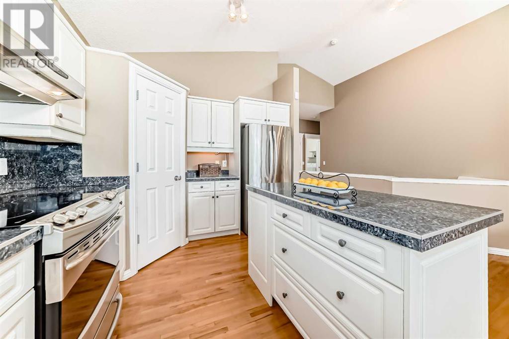 Single Family House Bungalow for Sale in  Patterson Hill SW Patterson Calgary 