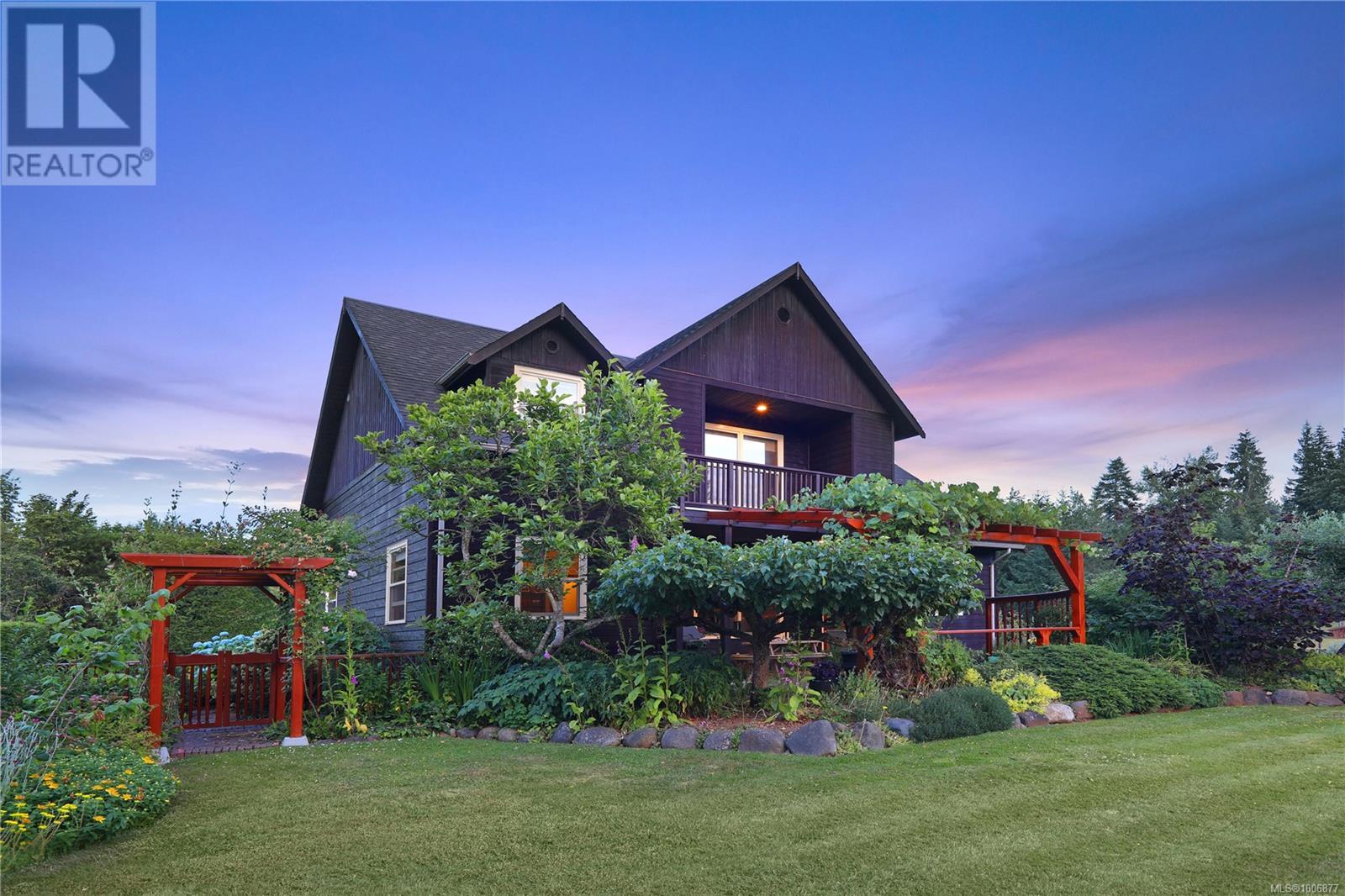 Photo 46 of 3713 Dove Creek Rd, Courtenay BC