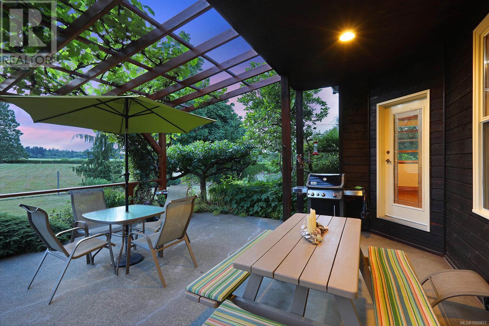 Photo 51 of 3713 Dove Creek Rd, Courtenay BC