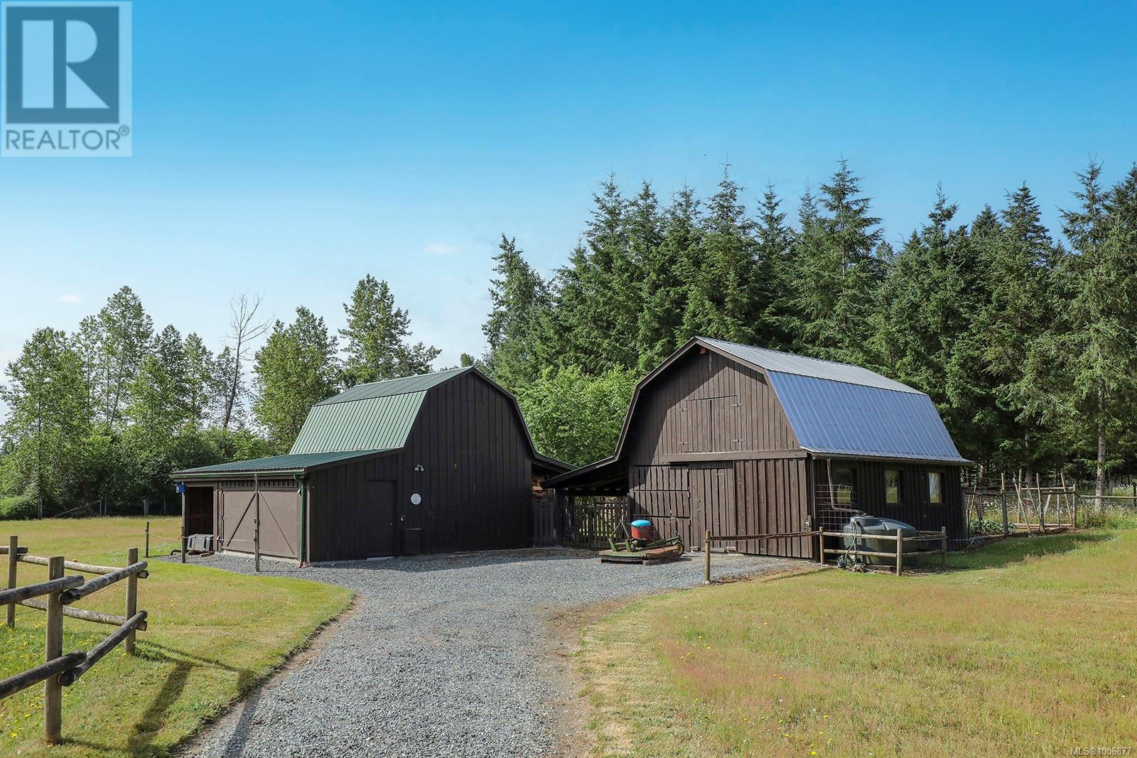 Photo 45 of 3713 Dove Creek Rd, Courtenay BC