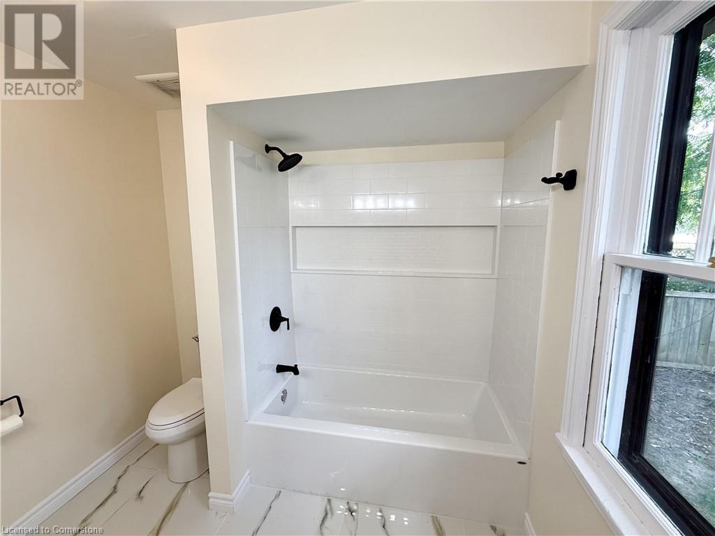 Photo 15 of 648 Wallace Street, Wallaceburg ON