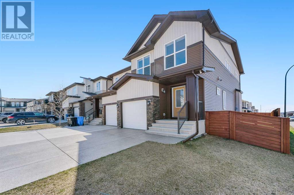 Single Family House for Sale in  Carringvue Park NW Carrington Calgary 