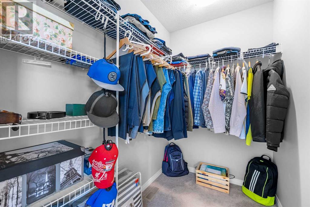 Single Family House for Sale in  Carringvue Park NW Carrington Calgary 