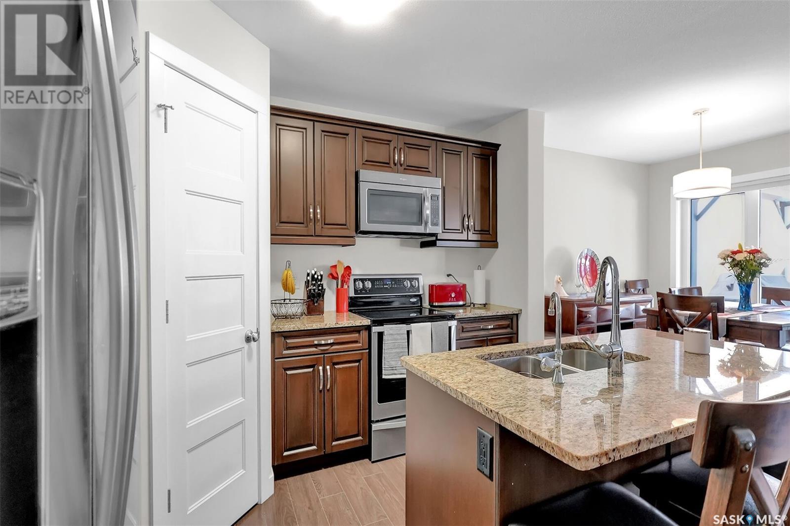 Photo 10 of 5280 Crane Crescent, Regina SK