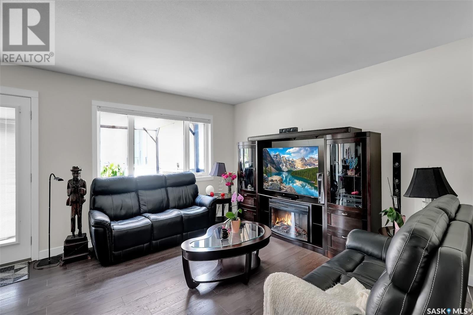 Photo 6 of 5280 Crane Crescent, Regina SK